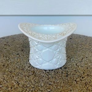 🌻 Vintage Fenton top hat dish